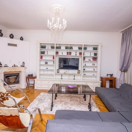 “Chp Apartment” Cluj Napoca Exteriör bild